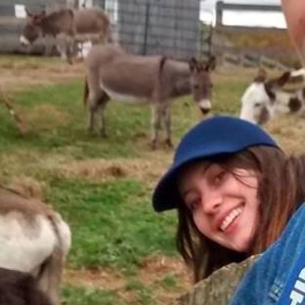 Meet your Posher, Stephanie
